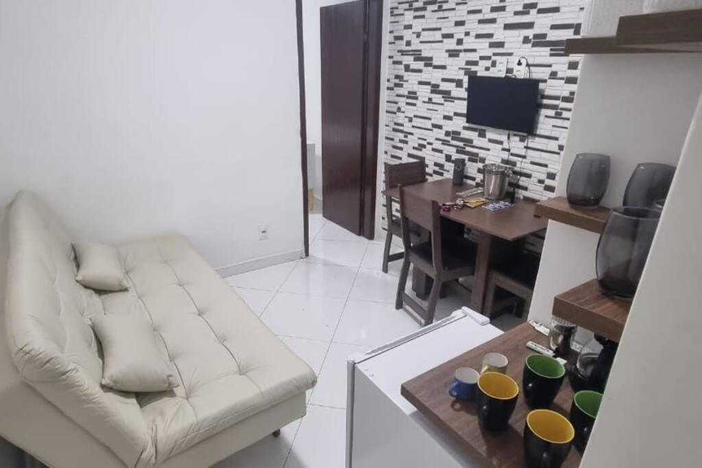 Quarto E Sala A Uma Quadra Da Praia Copacabana Posto 02 리오데자네이루 외부 사진