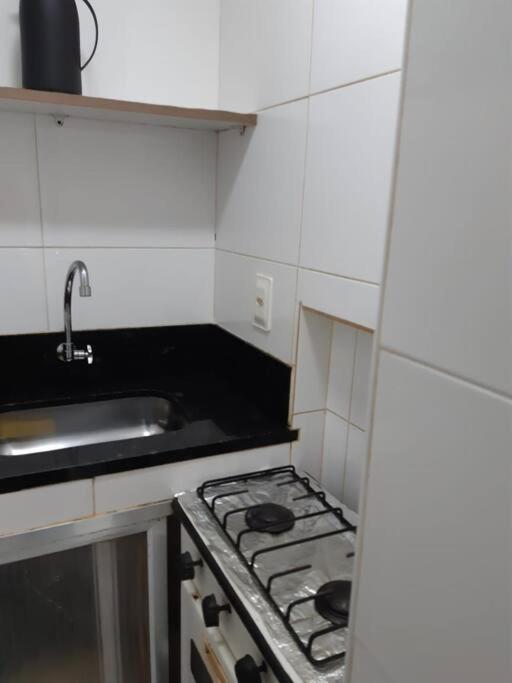 Quarto E Sala A Uma Quadra Da Praia Copacabana Posto 02 리오데자네이루 외부 사진